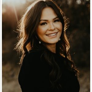 Meet your Posher, Haylee